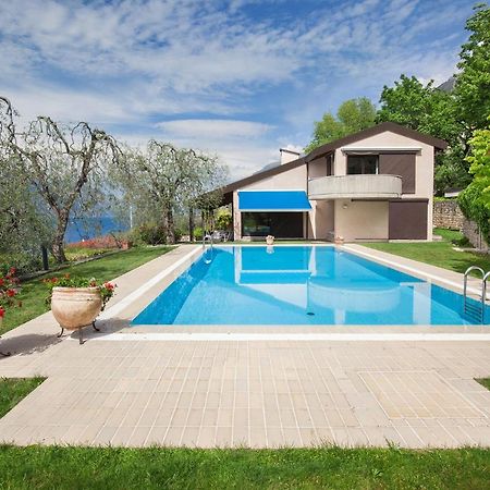 Villa Dismero-Un Oasi Di Lusso E Privacy Brenzone Extérieur photo